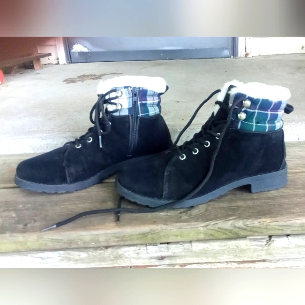Plaid-Trim Black Ankle Boots